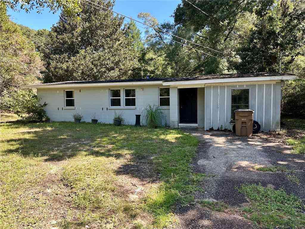 Homes For Sale - 2213 Vivian Drive<br/> Mobile County, Mobile, AL 36693