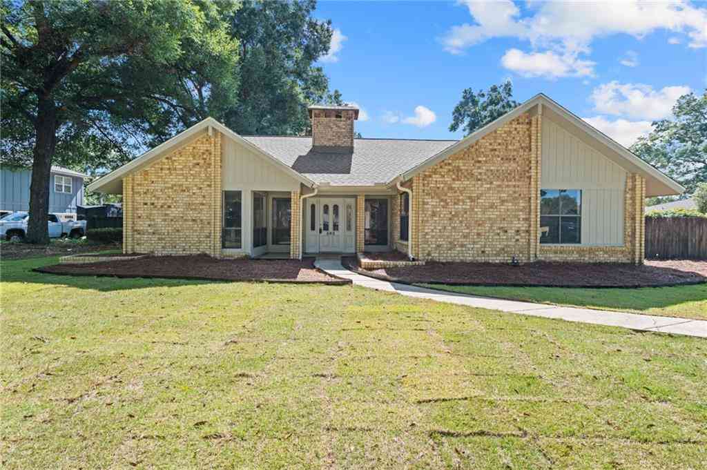 Homes For Sale - 562 N Vaughn Drive<br/> Mobile County, Satsuma, AL 36572