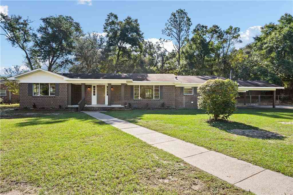 Homes For Sale - 612 Saraland Avenue Extension<br/> Mobile County, Saraland, AL 36571