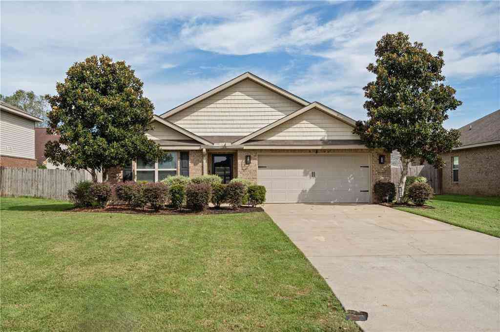 Homes For Sale - 10062 Summer Woods Court<br/> Mobile County, Mobile, AL 36695