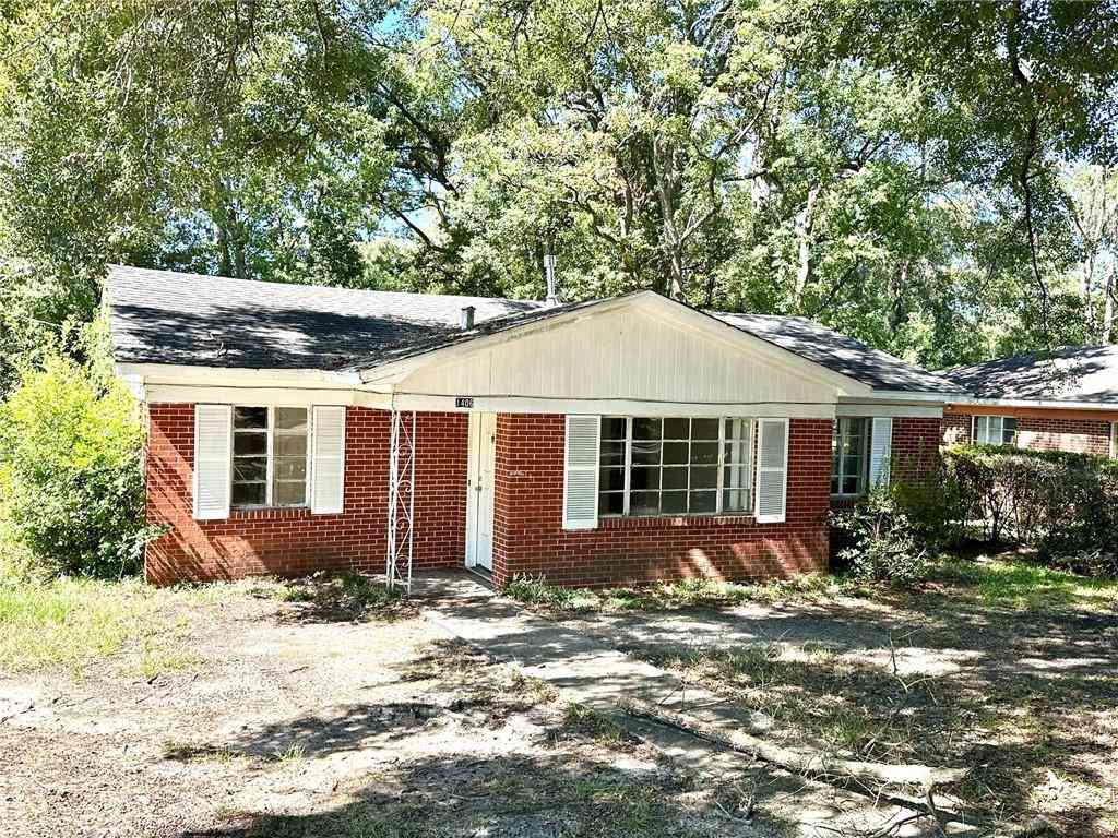 Homes For Sale - 1406 Boudousquie Street<br/> Mobile County, Mobile, AL 36605