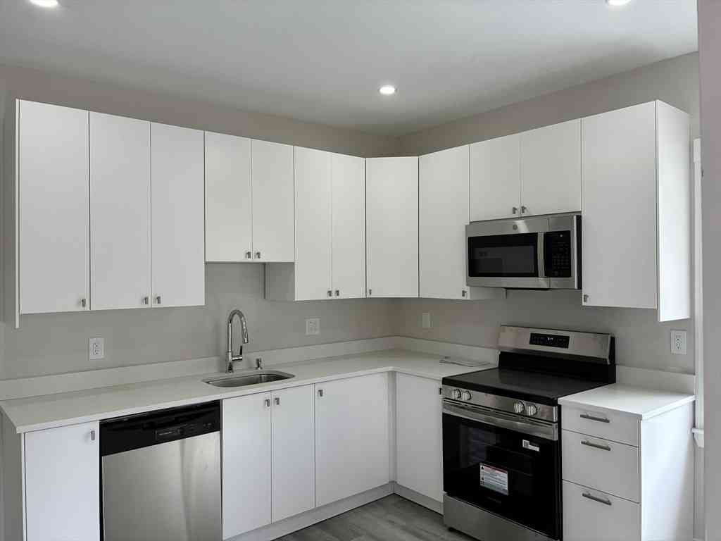 Condo For Rent - 40 Harvest Street #2<br/> Boston, MA 02125