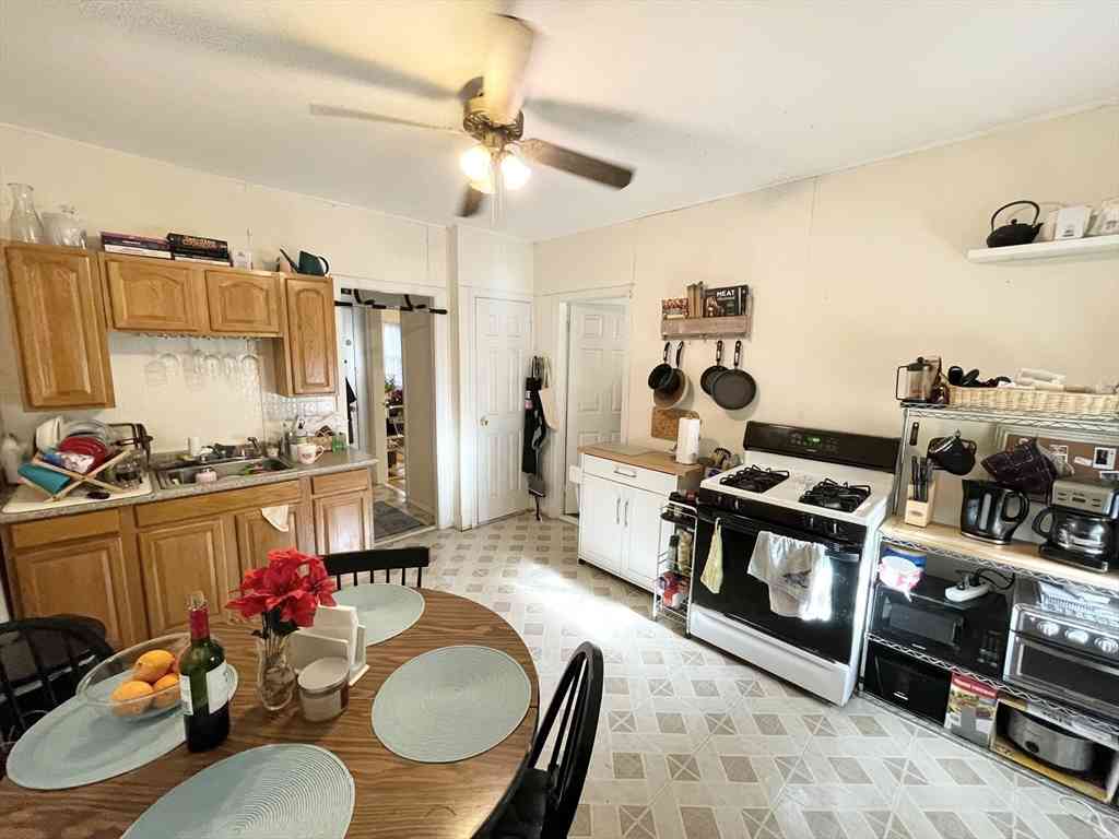 Condo For Rent - 20 Howell Street #1<br/> Boston, MA 02125