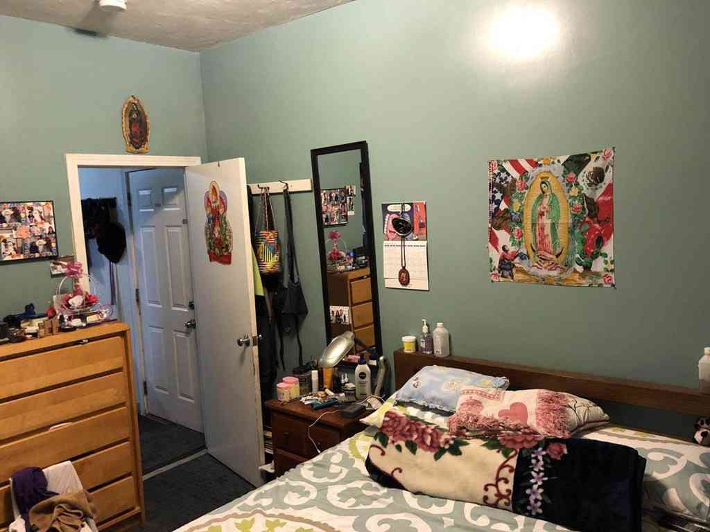 Apartment For Rent - 64 Maverick St #1<br/> Chelsea, MA 02150