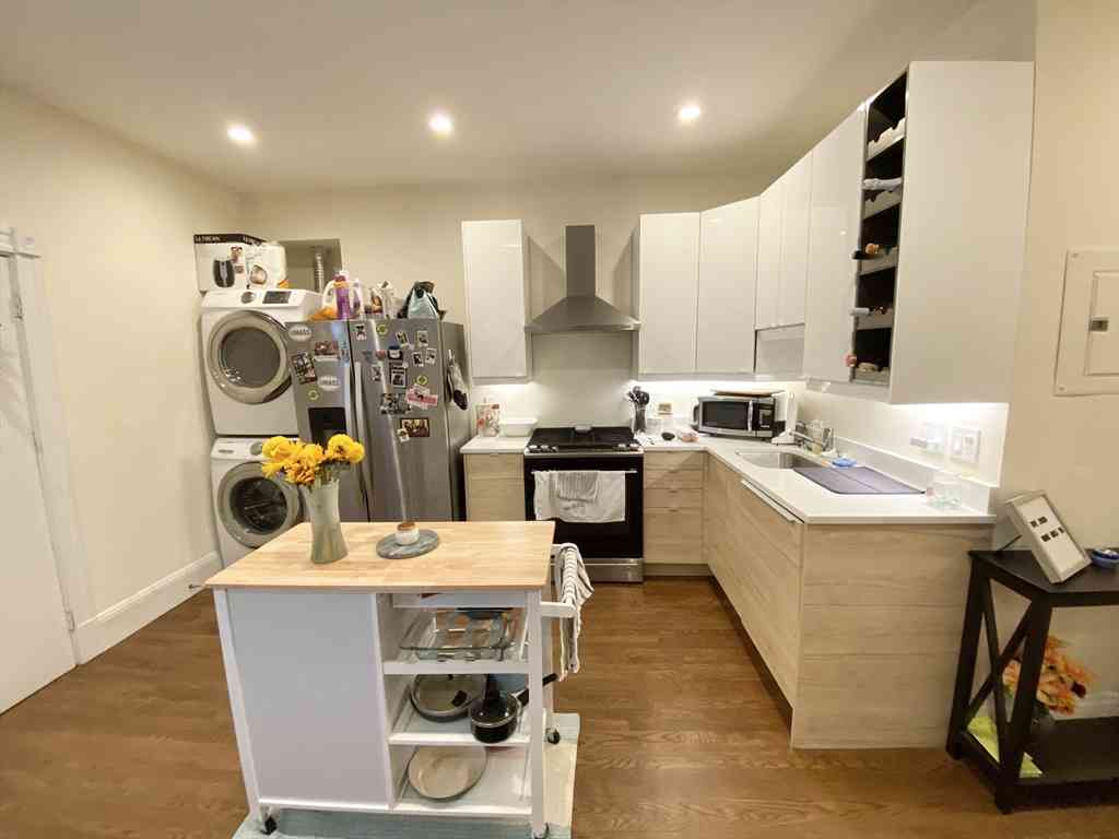 Condo For Rent - 106 Buttonwood #2<br/> Boston, MA 02125