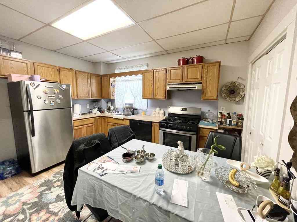 Condo For Rent - 26-28 Harbor View #1<br/> Boston, MA 02125