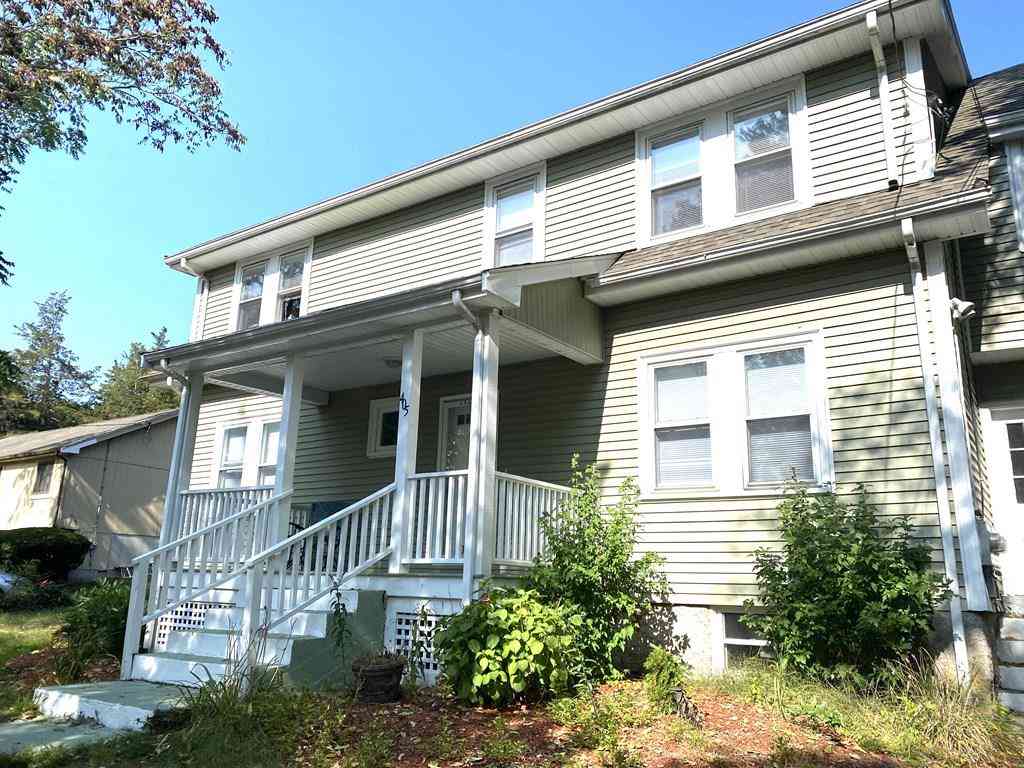 Apartment For Rent - 405 Village St #2<br/> Millis, MA 02054