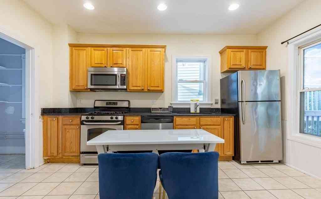 Apartment For Rent - 59-61 Hillside Street #3<br/> Boston, MA 02120