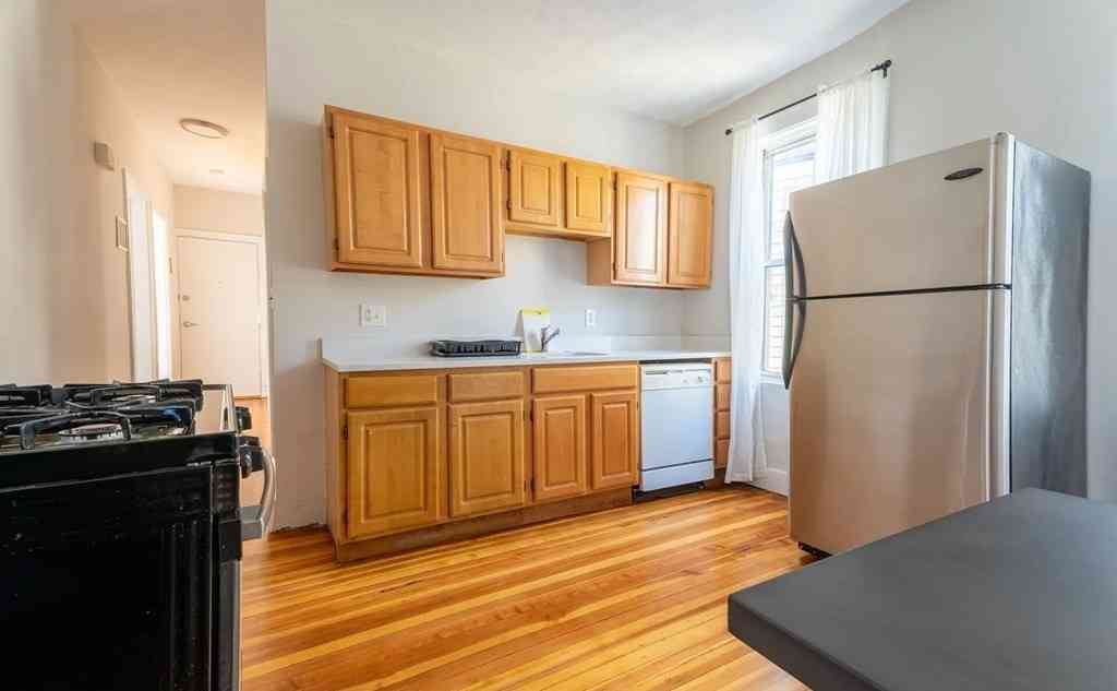 Apartment For Rent - 33 Edison Green Street #3<br/> Boston, MA 02125