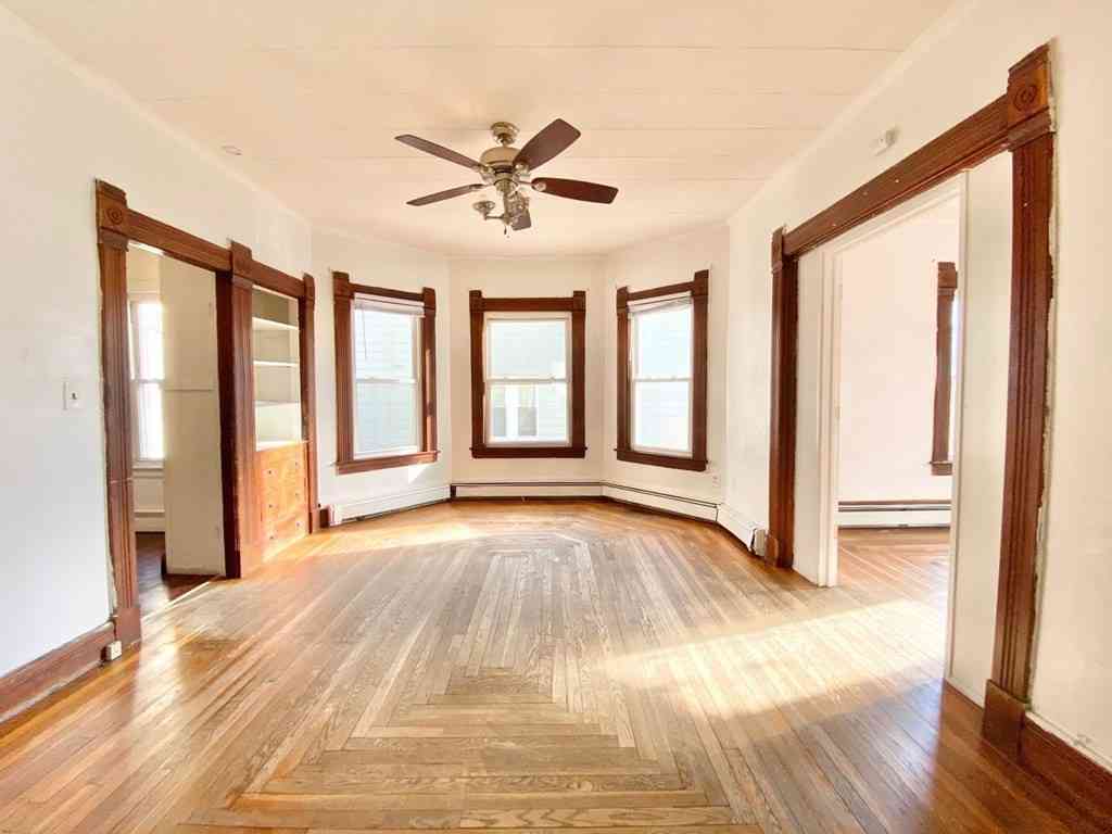 Apartment For Rent - 53 Murray Hill Avenue #1<br/> Springfield, MA 01104