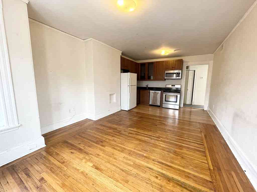 Condo For Rent - 76 Saint Stephen #3<br/> Boston, MA 02115