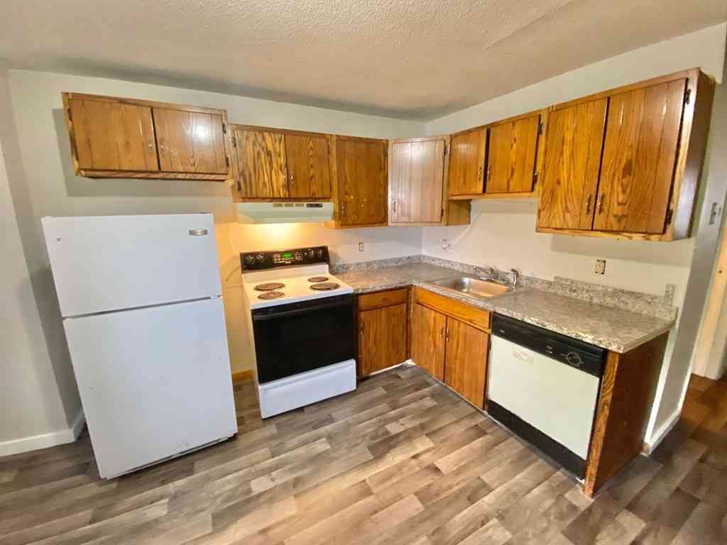 Apartment For Rent - 828 Chicopee Street #5<br/> Chicopee, MA 01013