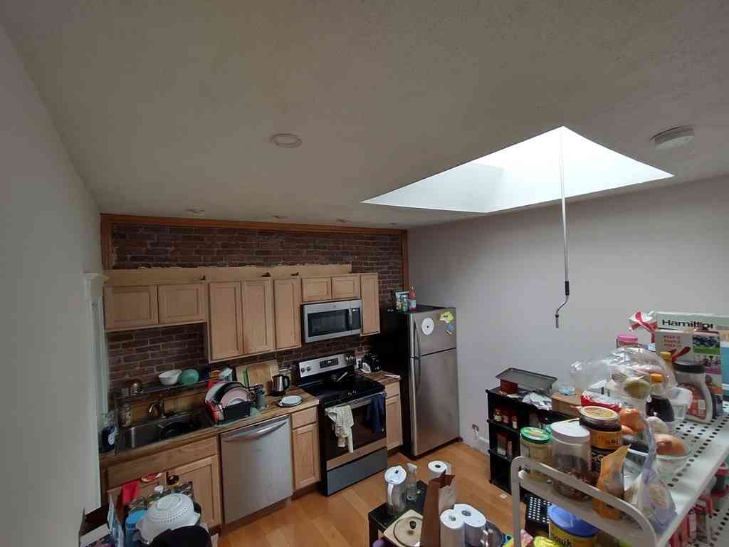 Apartment For Rent - 24 South Huntington Ave. #3<br/> Boston, MA 02130