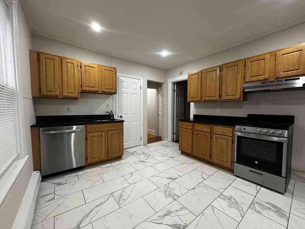 Apartment For Rent - 22 Howell St #2<br/> Boston, MA 02125