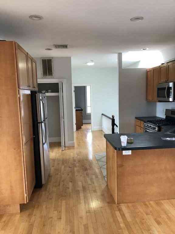Apartment For Rent - 29-31 Covington St #3<br/> Boston, MA 02127