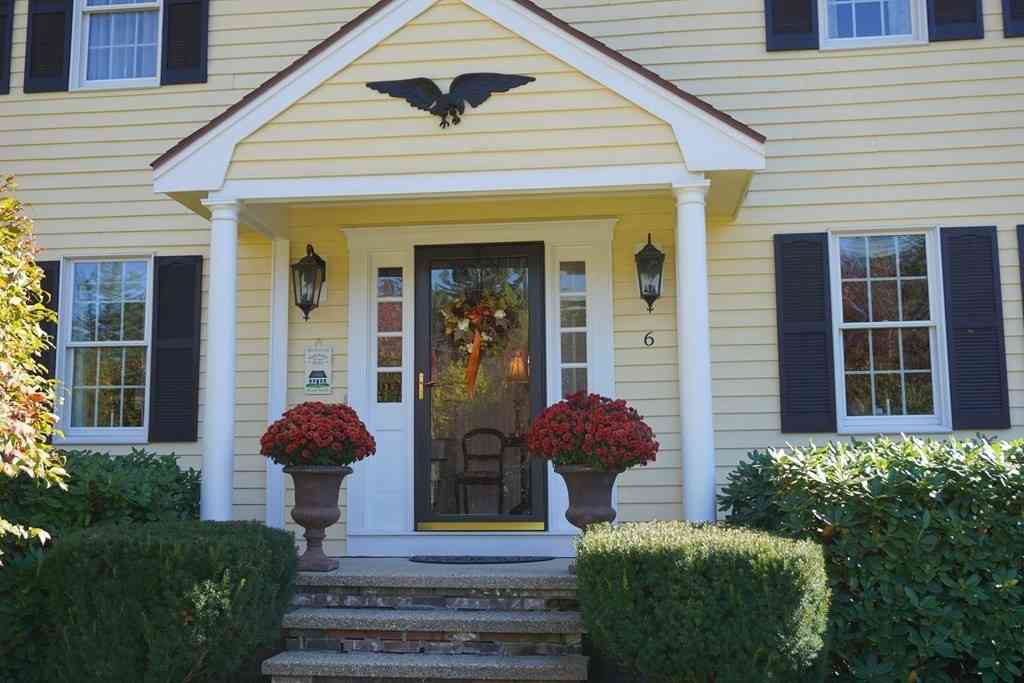 Homes For Sale - 6 Flint Meadow Dr<br/> Brookline, NH 03033