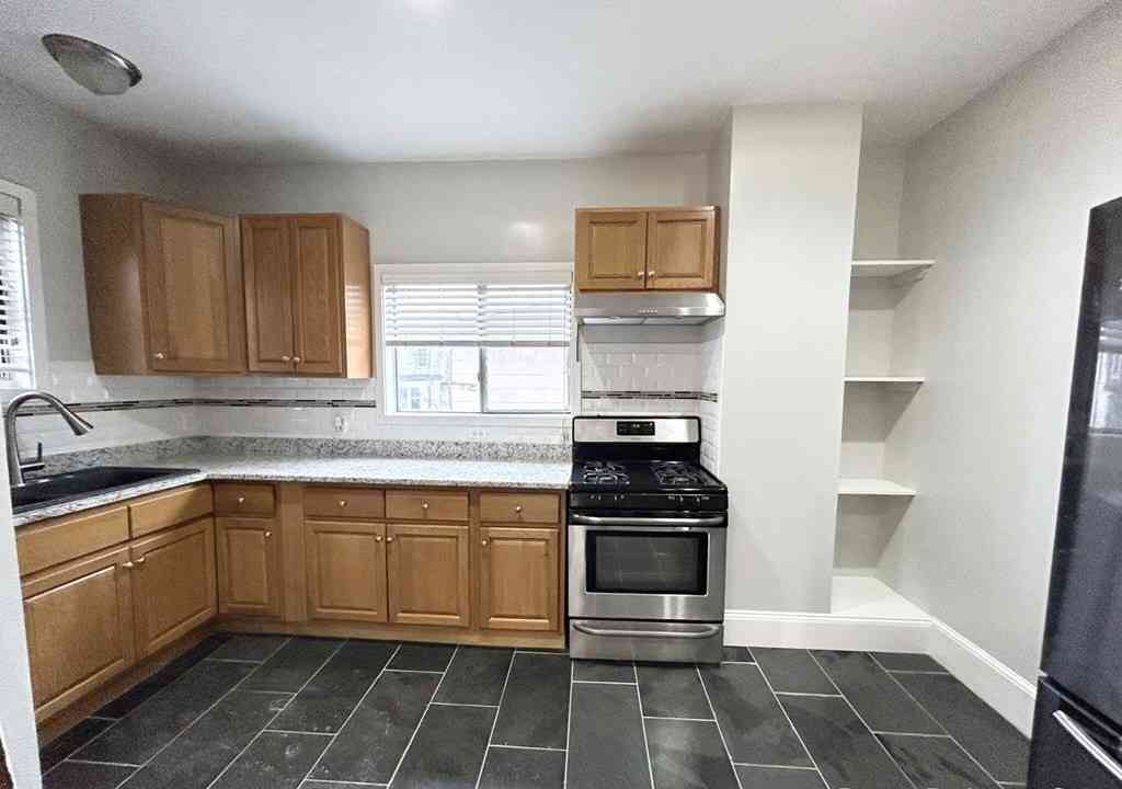 Apartment For Rent - 14 Batchelder St. #2<br/> Boston, MA 02125