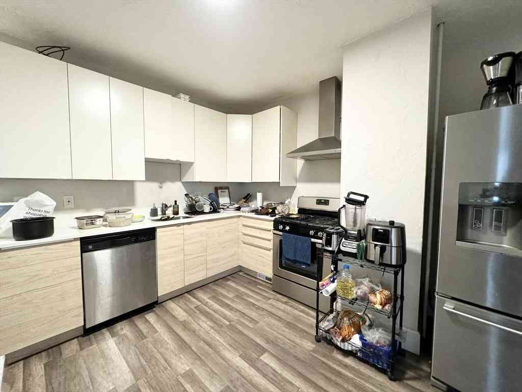 Apartment For Rent - 45 Crescent Ave. #1<br/> Boston, MA 02125
