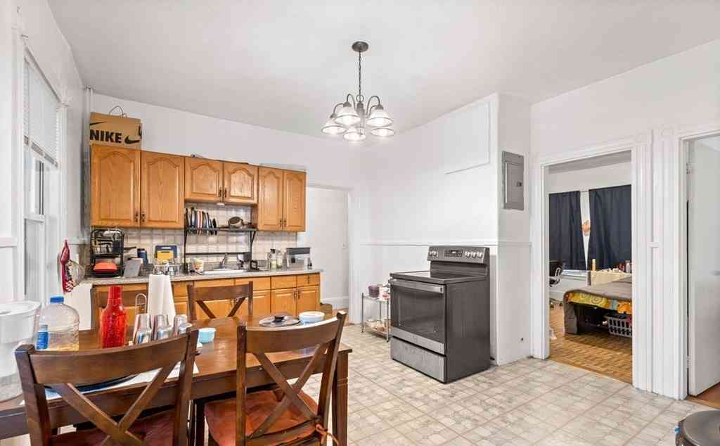 Apartment For Rent - 78 Hillside Street #3<br/> Boston, MA 02120