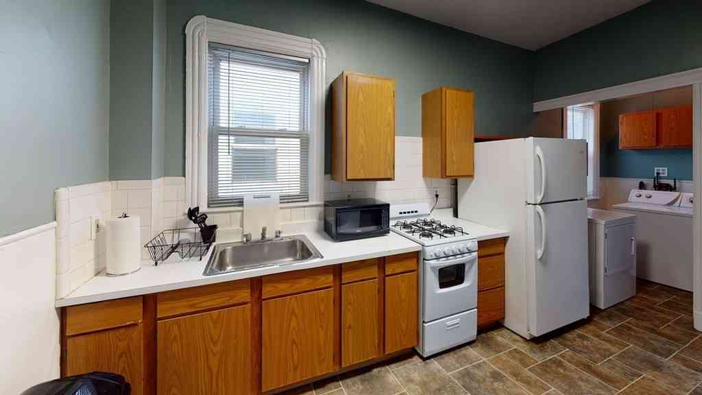 Condo For Rent - 789 Columbia Road #3<br/> Boston, MA 02125