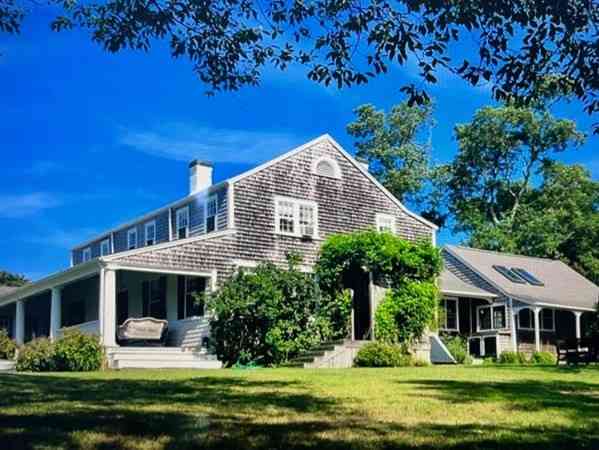 Homes For Rent - 550 Chappaquonsett Rd Vh424 #1<br/> Tisbury, MA 02568