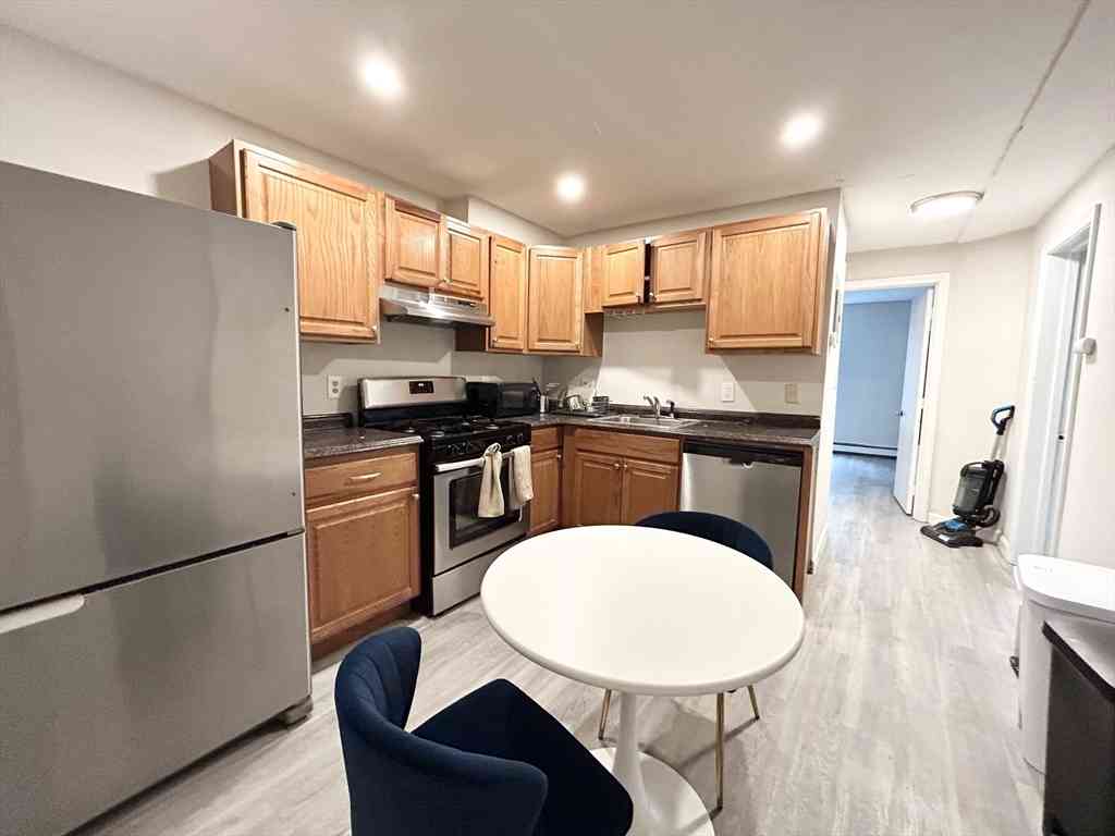 Apartment For Rent - 90 Hammond Street #1<br/> Boston, MA 02120