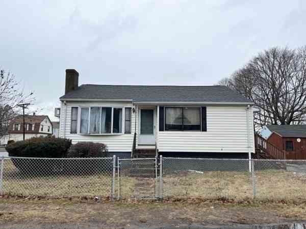 Homes For Sale - 44 Ballard Street<br/> Saugus, MA 01906