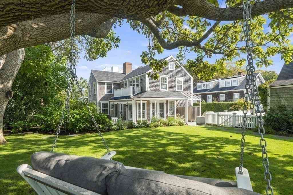 Homes For Rent - 134 Main Street<br/> Nantucket, MA 02554