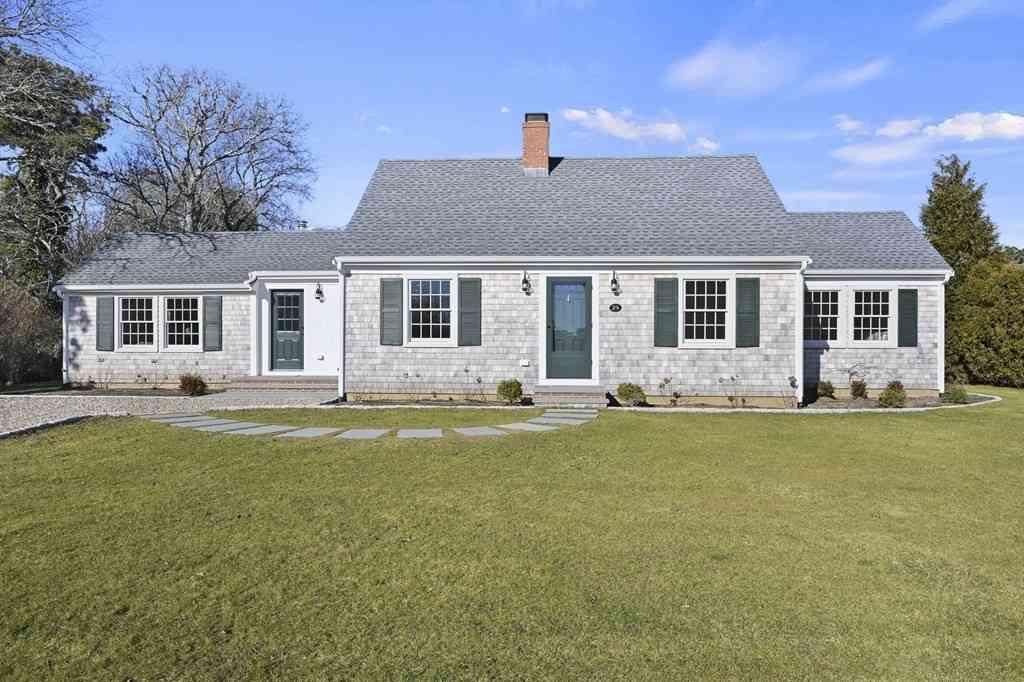 Homes For Rent - 29 Mercier Way<br/> Edgartown, MA 02539