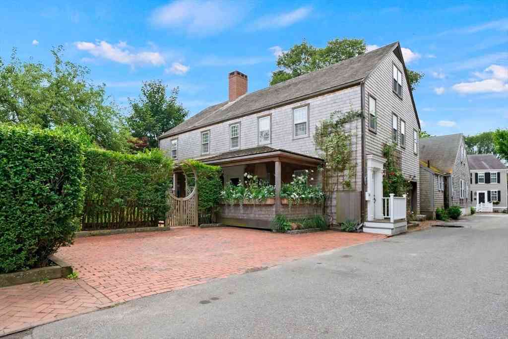 Homes For Rent - 10 Lyon St #_<br/> Nantucket, MA 02554