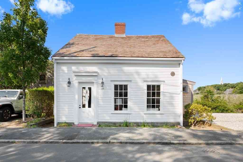 Homes For Rent - 27 North Liberty<br/> Nantucket, MA 02554