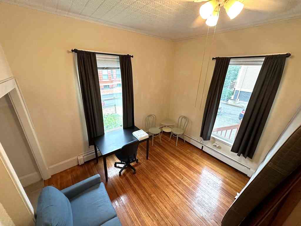 Apartment For Rent - 278 Harvard #3<br/> Cambridge, MA 02139