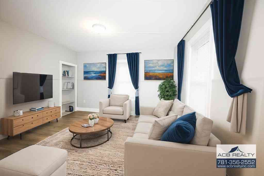 Apartment For Rent - 23 Des Moines Rd #2<br/> Quincy, MA 02169