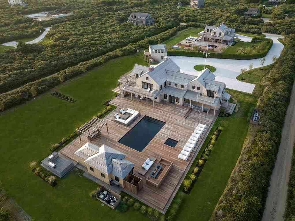 Homes For Rent - 30 Devon Street - Full Compound<br/> Nantucket, MA 02554