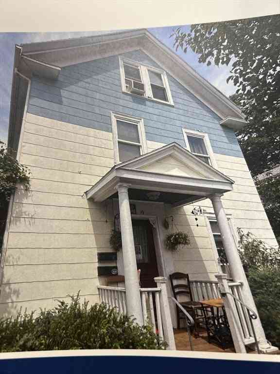 Multifamily For Rent - 19 Pond St<br/> Beverly, MA 01915