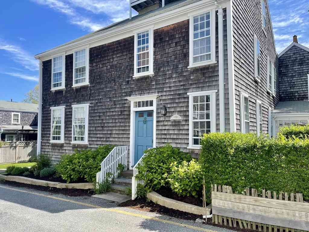 Homes For Rent - 4 Traders Lane<br/> Nantucket, MA 02554