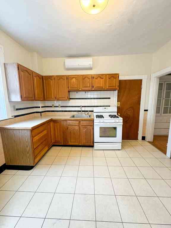 Apartment For Rent - 223 Harvard Ave #4<br/> Boston, MA 02134