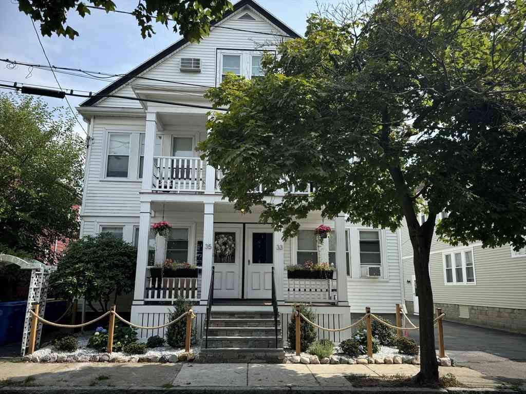 Apartment For Rent - 33-35 Cutler St. #2<br/> Winthrop, MA 02151