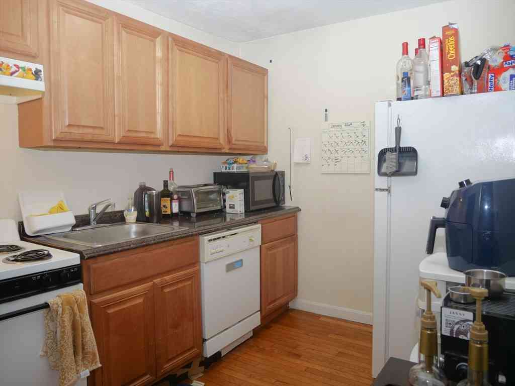 Apartment For Rent - 1027 Commonwealth #31<br/> Boston, MA 02215