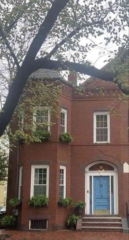 Condo For Rent - 60 Thomas Park #1<br/> Boston, MA 02127