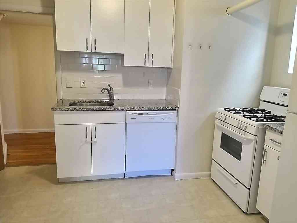 Apartment For Rent - 223 Saint Paul #B<br/> Brookline, MA 02446