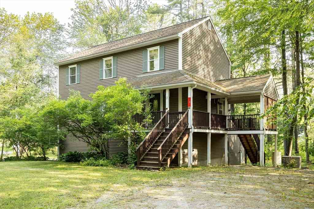 Homes For Sale - 3 Berry Patch Lane<br/> Hillsborough, NH 03244