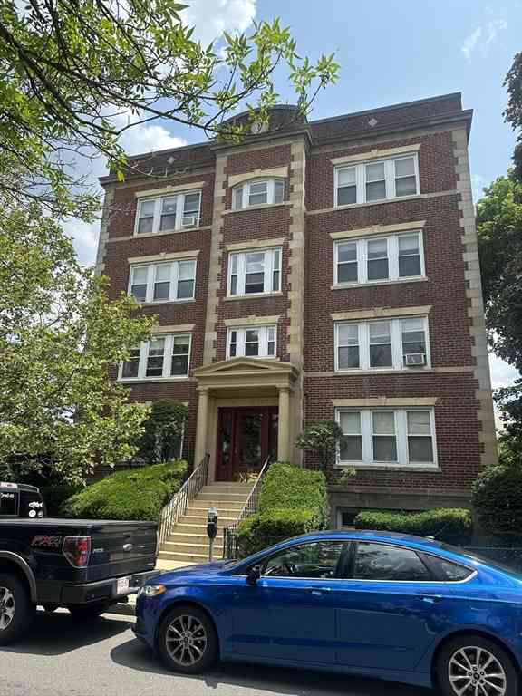 Apartment For Rent - 38 Day St #20<br/> Somerville, MA 02144