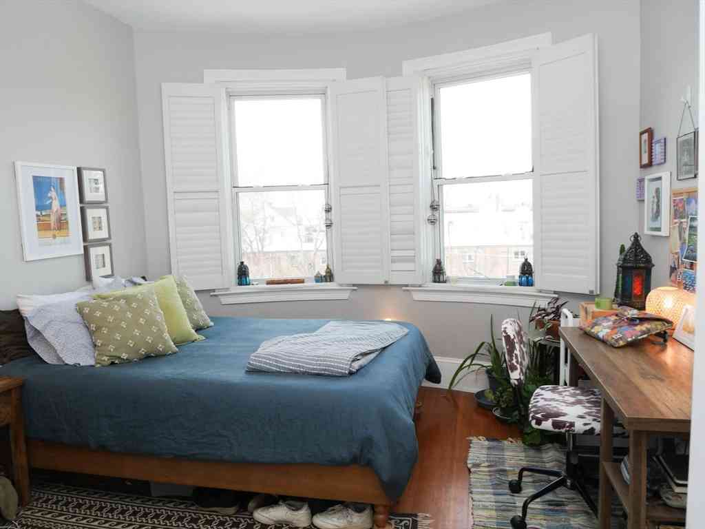 Apartment For Rent - 14 Chestnut Hill Ave #3<br/> Boston, MA 02135