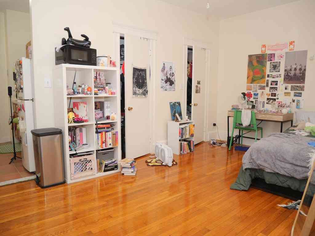 Apartment For Rent - 1482 Beacon #24<br/> Brookline, MA 02446