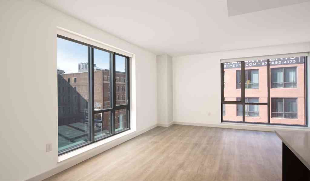 Apartment For Rent - 1 Canal St. #813<br/> Boston, MA 02114