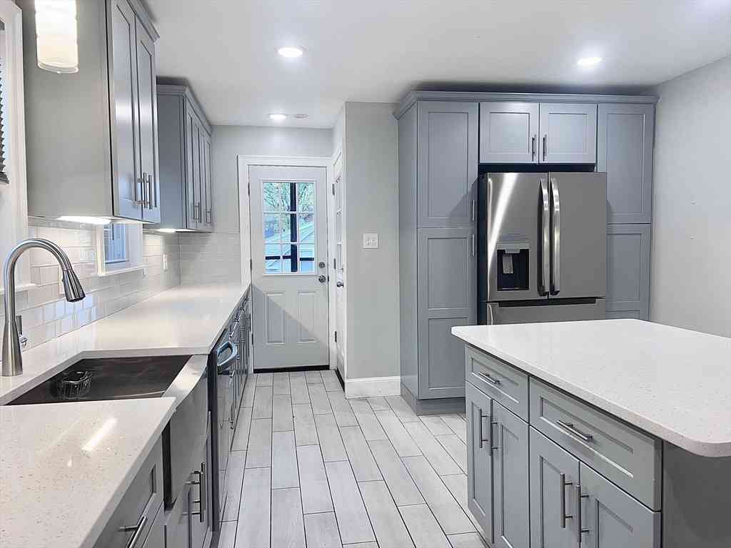 Apartment For Rent - 81 Colborne Rd #81<br/> Boston, MA 02135