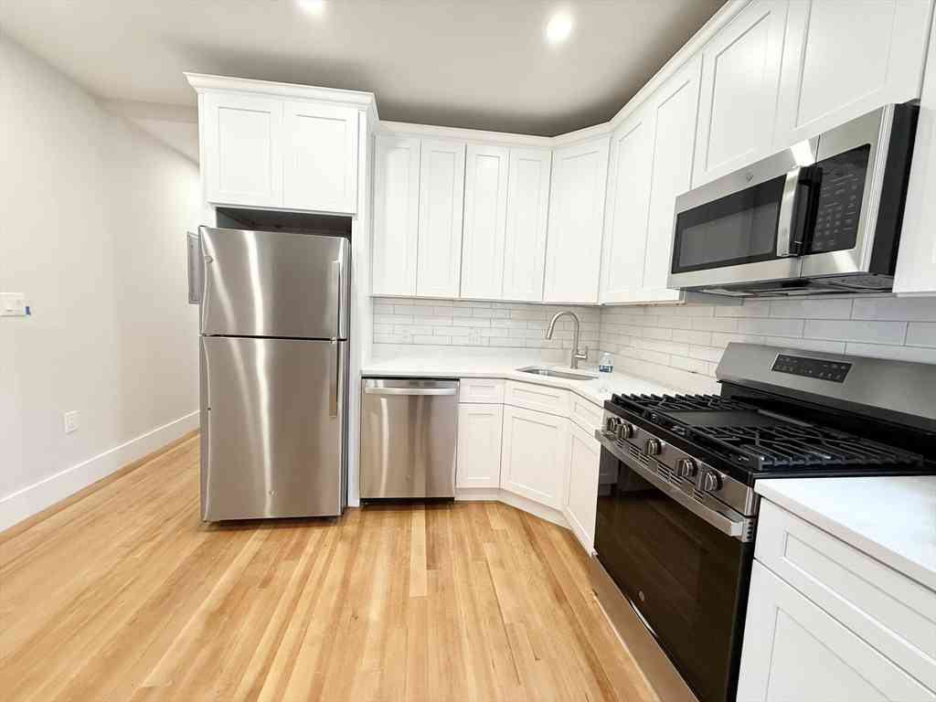 Condo For Rent - 36 Raven St #1<br/> Boston, MA 02125