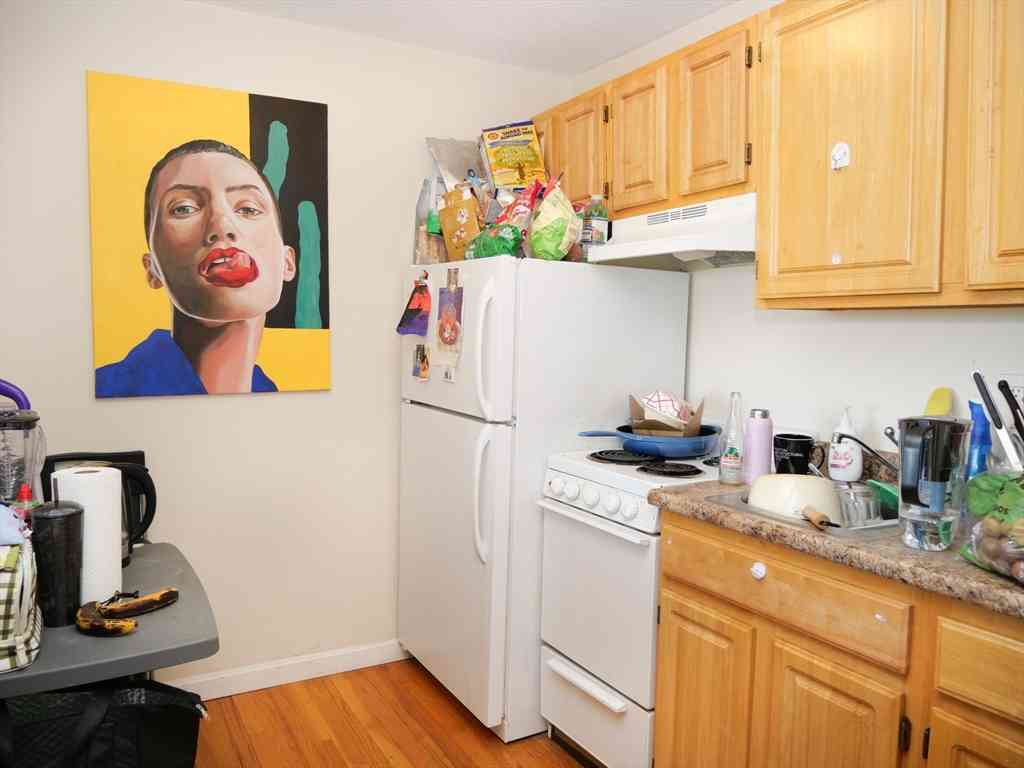 Apartment For Rent - 1039 Commonwealth Ave #28<br/> Boston, MA 02215