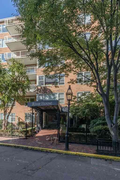 Condo For Rent - 145 Pinckney Street #205<br/> Boston, MA 02114